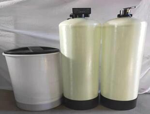 忻州市工業(yè)軟化水設(shè)備冀誠科玻璃鋼罐體